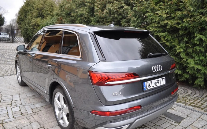 Audi Q7 cena 255000 przebieg: 99500, rok produkcji 2021 z Lubraniec małe 466